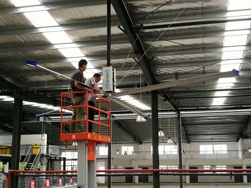 瑞泰風工業(yè)風扇、潤東方工業(yè)冷風機、鋼結(jié)構(gòu)廠房通風降溫方案、廠房車間通風降溫方案、大型工業(yè)風扇、物流倉儲大風扇、大吊扇、工業(yè)風扇、廠房車間降溫設備、廠房車間通風設備、車間溫控設備、工業(yè)大吊扇、工業(yè)大風扇、工業(yè)節(jié)能風扇、湖北瑞兆偉業(yè)通風降溫科技有限公司。