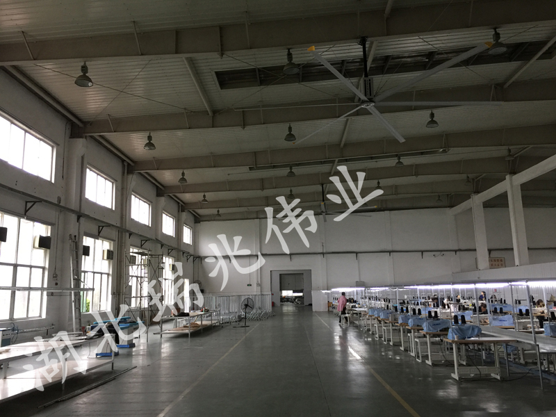 工業(yè)風(fēng)扇、工業(yè)吊扇、通風(fēng)降溫設(shè)備