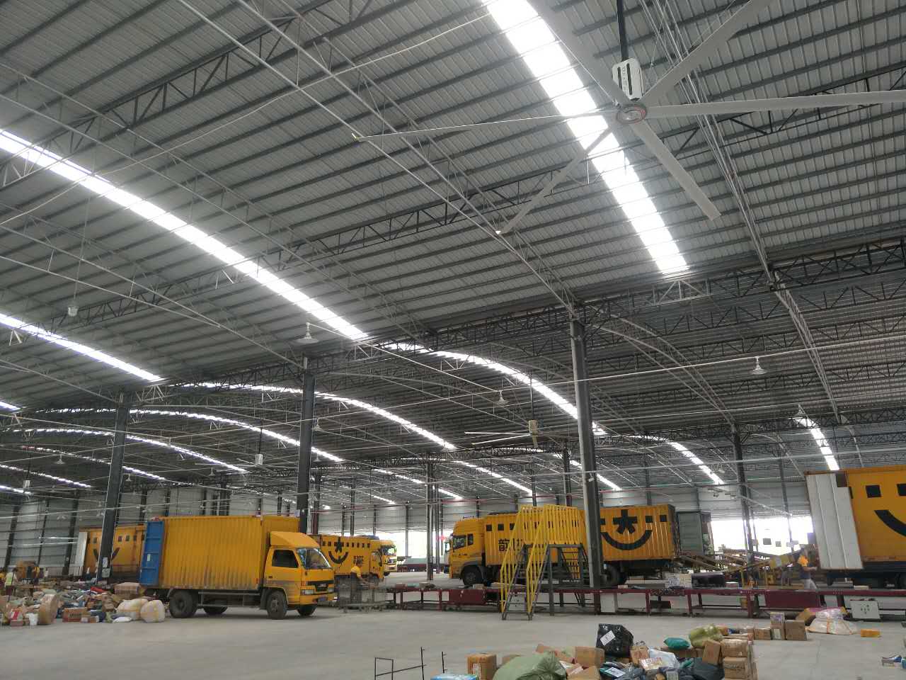 華中、華南廠房通風(fēng)降溫專家-湖北瑞兆！節(jié)能低耗效果好投入低品質(zhì)有保障！