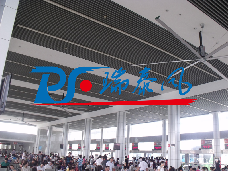 高大廠房車間通風降溫，瑞泰風工業(yè)大風扇，夏日防暑好搭檔！