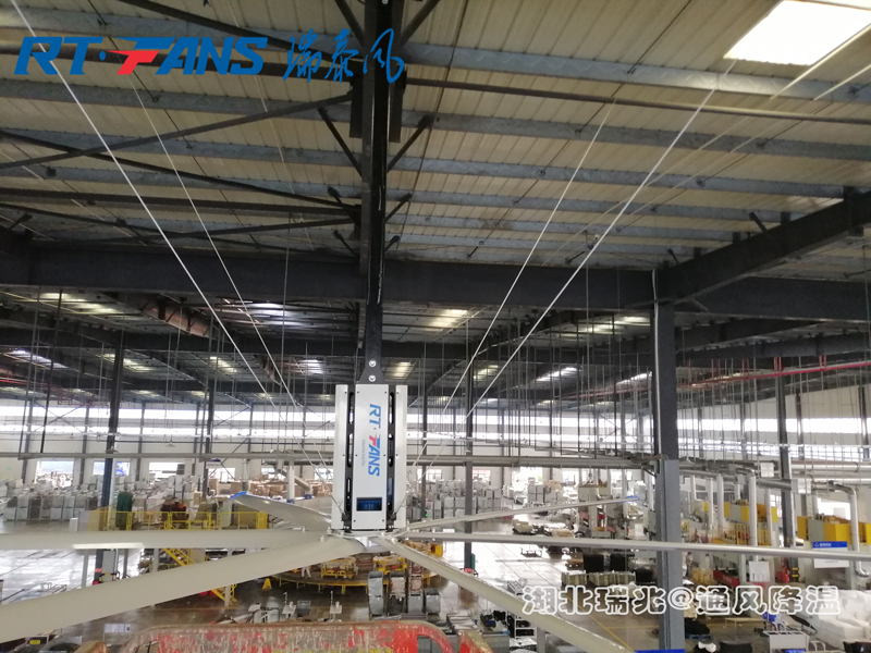 廠房車間安裝工業(yè)大風扇不怕夏日高溫！