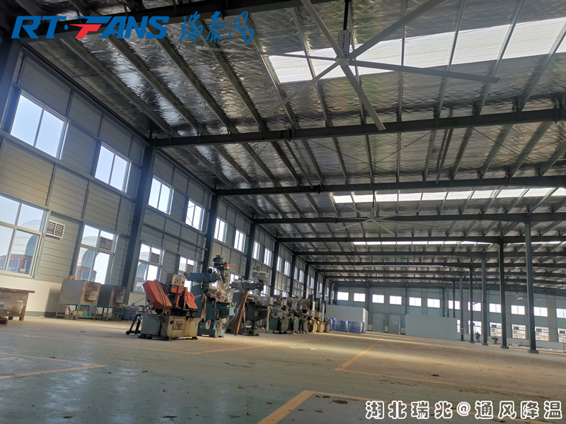 生產(chǎn)車間高大、封閉性差工業(yè)大風(fēng)扇幫你解決